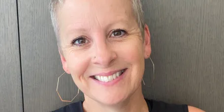Sara Hiebert headshot